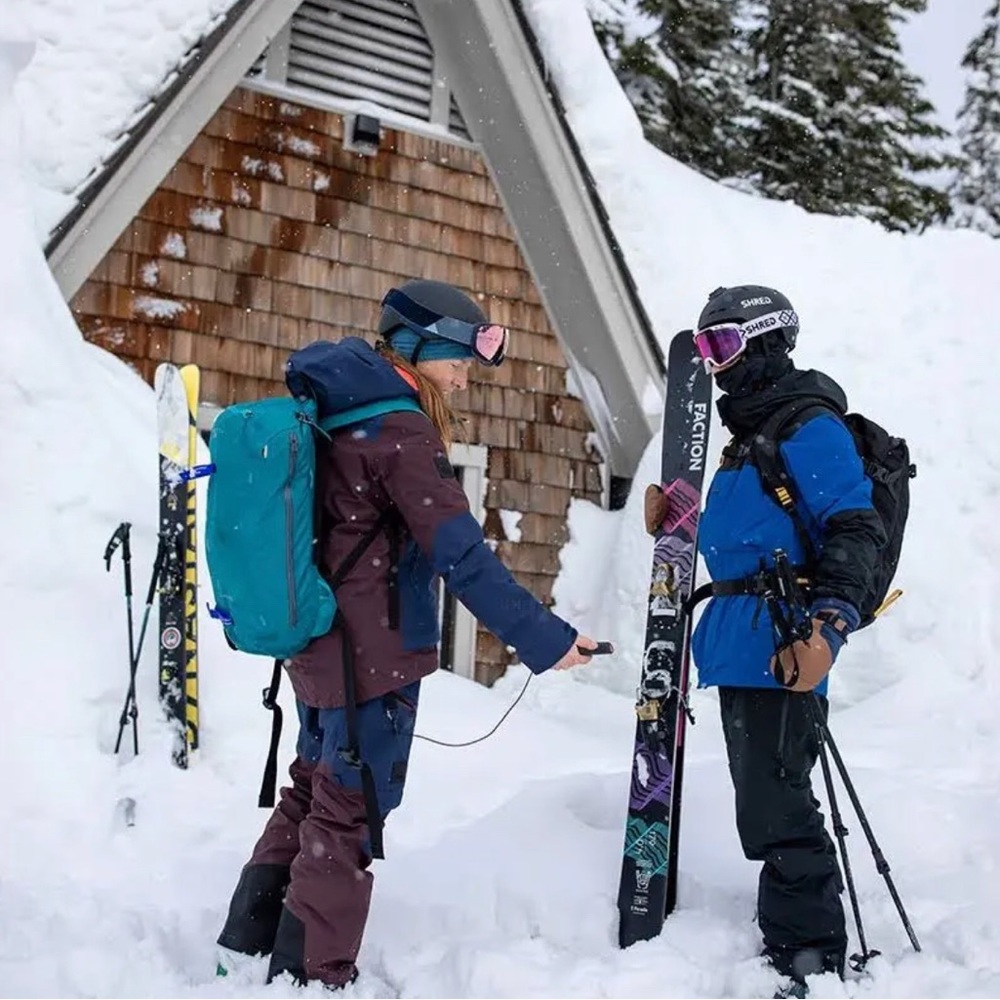 Outdoor research Mt. Baker Storm